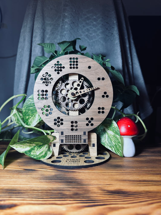 Wooden Gear Clock Kit – Circular Timepiece DIY | Laser Cut Buildable Wall or Desk Clock