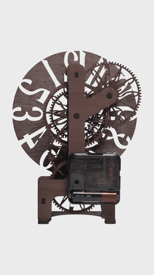 Desk Clock – DIY | Bold Numeral Desk Clock Decor